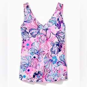✨Lilly Pulitzer Gigi Double V Tank Top✨